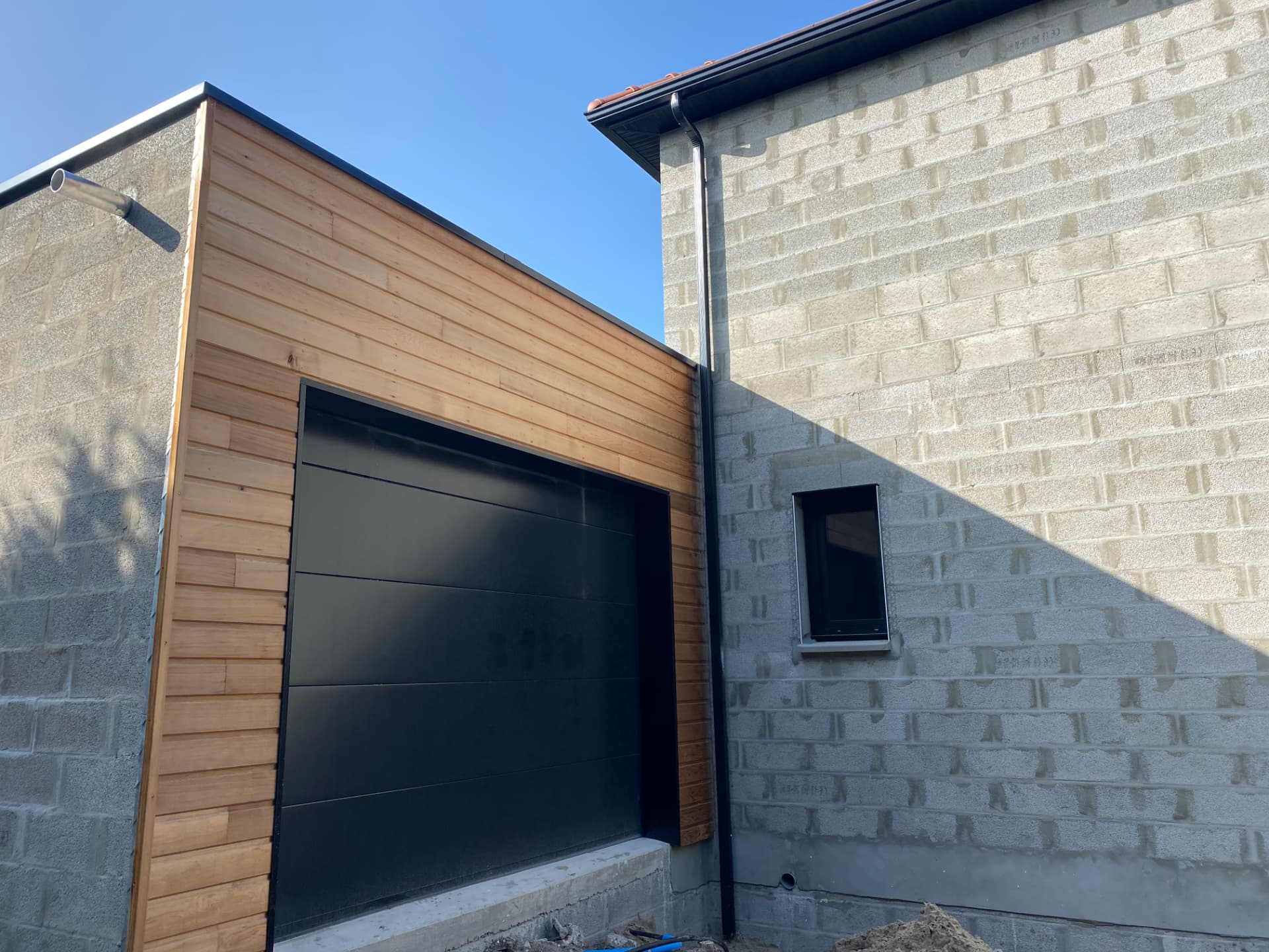 Garage ossature bois | Isolation extérieure et bardage bois par Opal Étanchéité